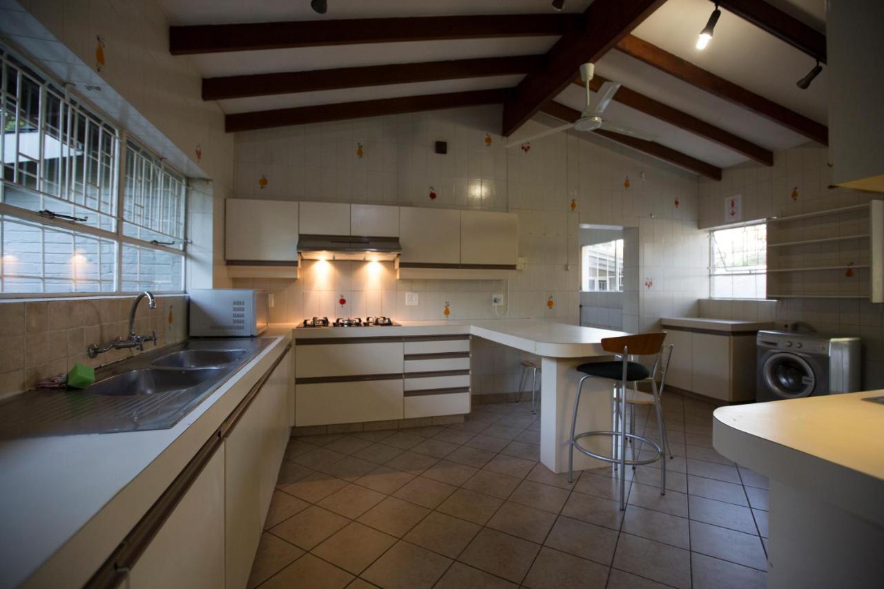 Dynasty Forest Sandown Serviced Apartments & Self Catering Hotel Johannesburg Dış mekan fotoğraf
