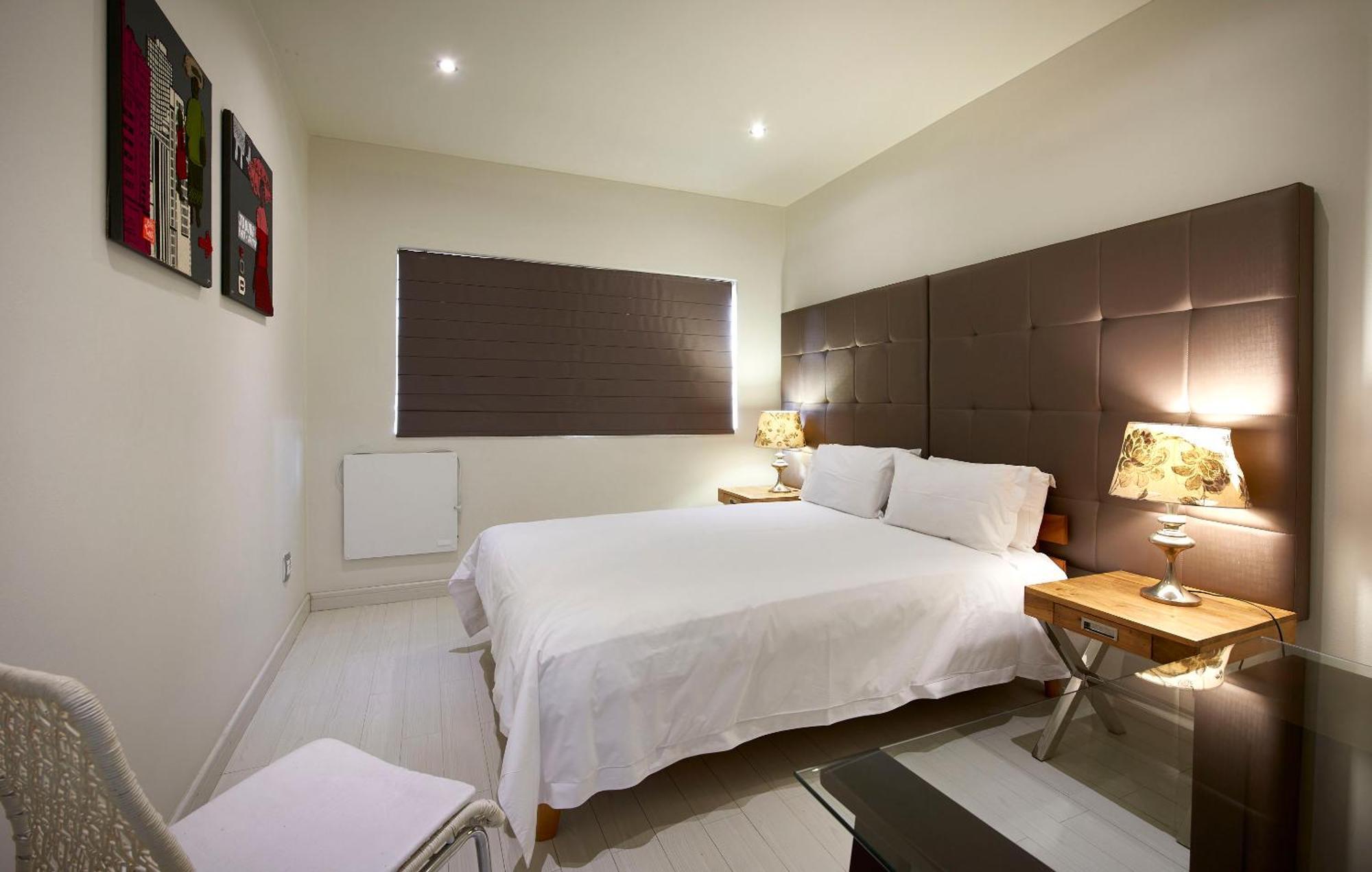 Dynasty Forest Sandown Serviced Apartments & Self Catering Hotel Johannesburg Oda fotoğraf