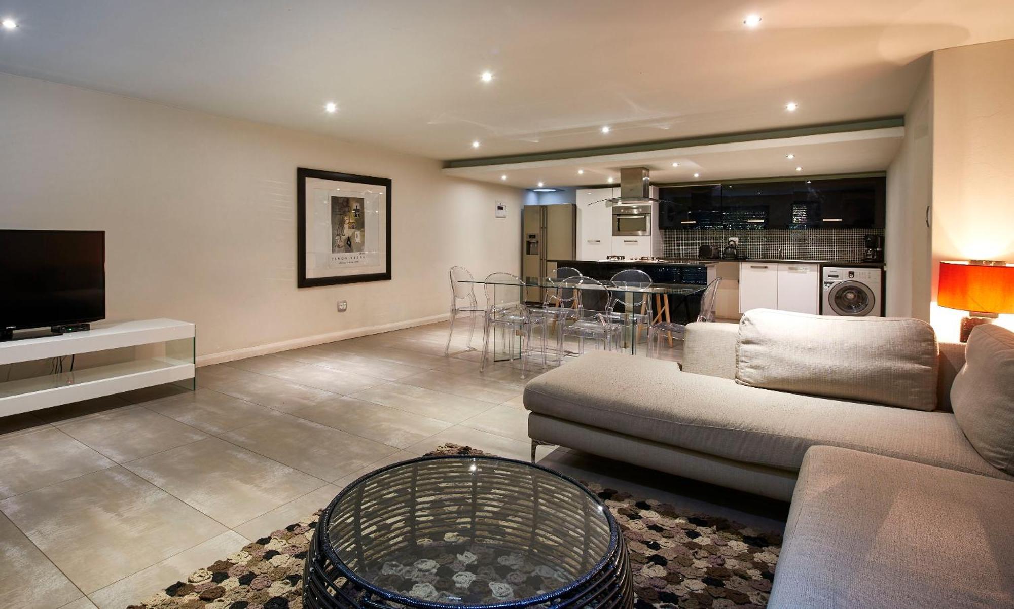 Dynasty Forest Sandown Serviced Apartments & Self Catering Hotel Johannesburg Oda fotoğraf