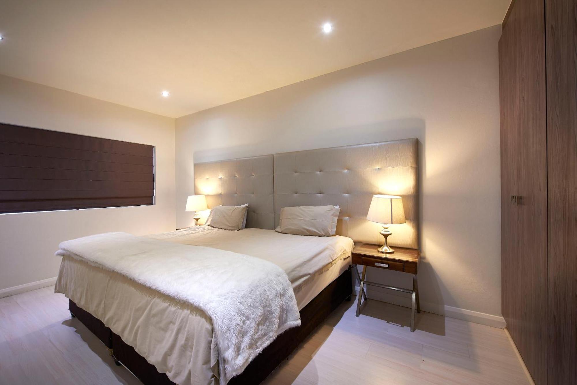 Dynasty Forest Sandown Serviced Apartments & Self Catering Hotel Johannesburg Oda fotoğraf