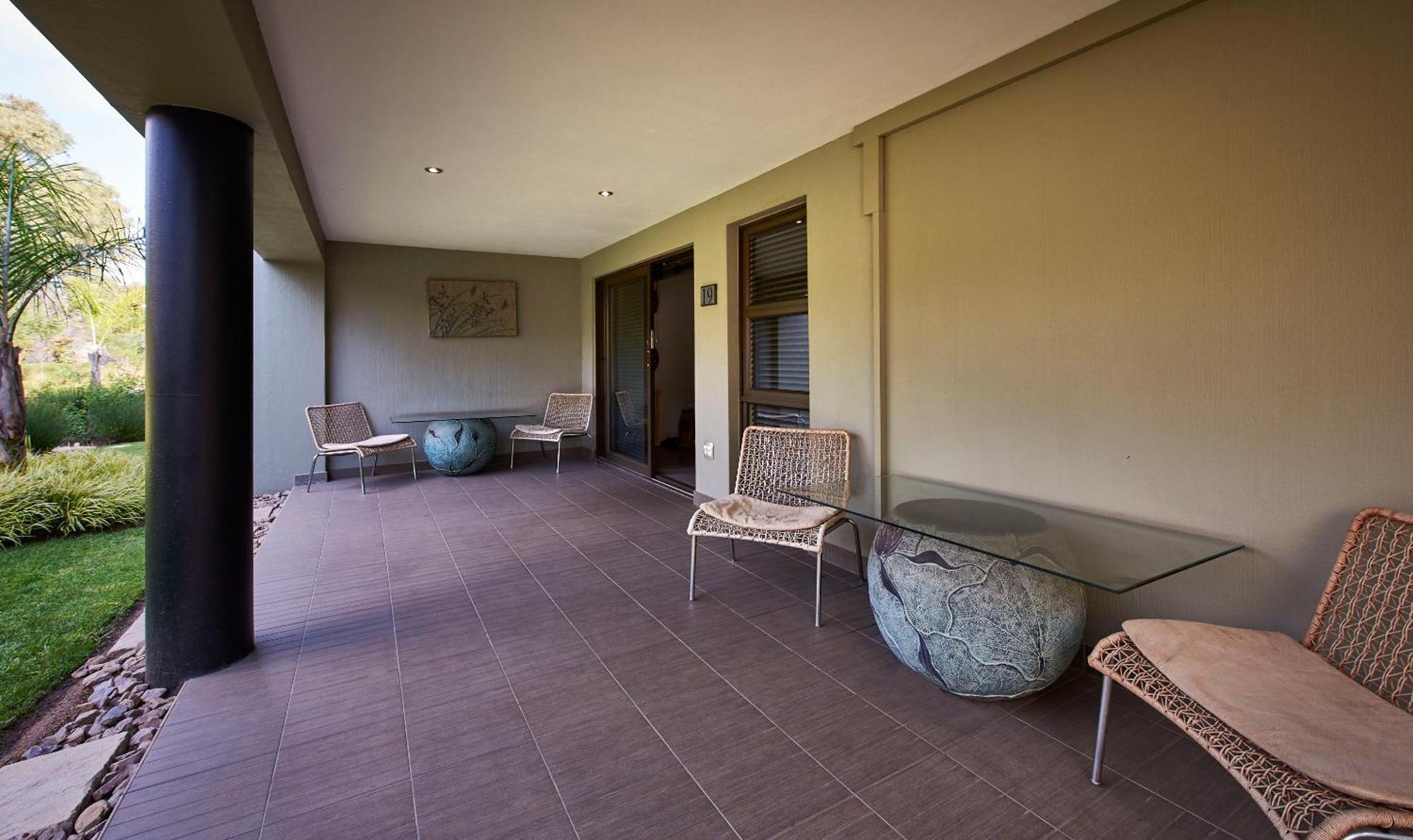 Dynasty Forest Sandown Serviced Apartments & Self Catering Hotel Johannesburg Oda fotoğraf
